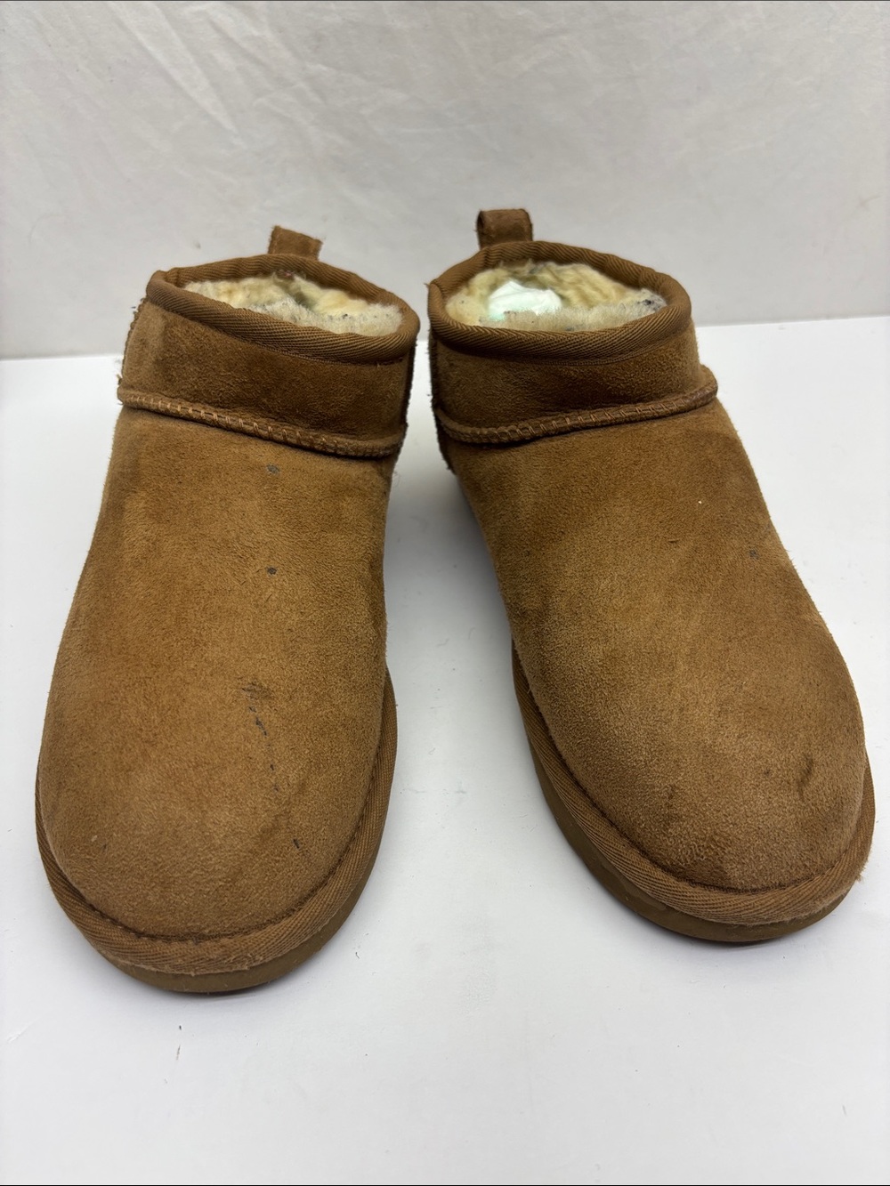 UGG mini classic short boots, SZ 7 women’s